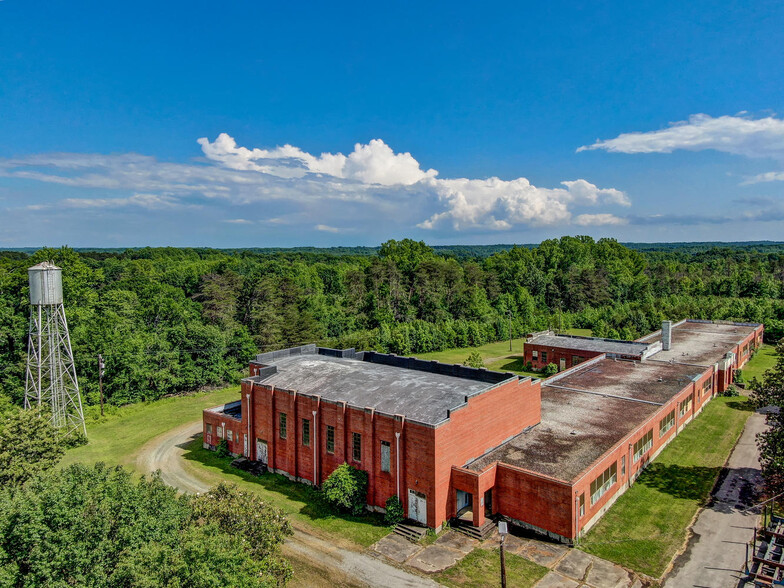 1404 Mizpah Church Rd, Reidsville, NC for sale - Primary Photo - Image 1 of 1