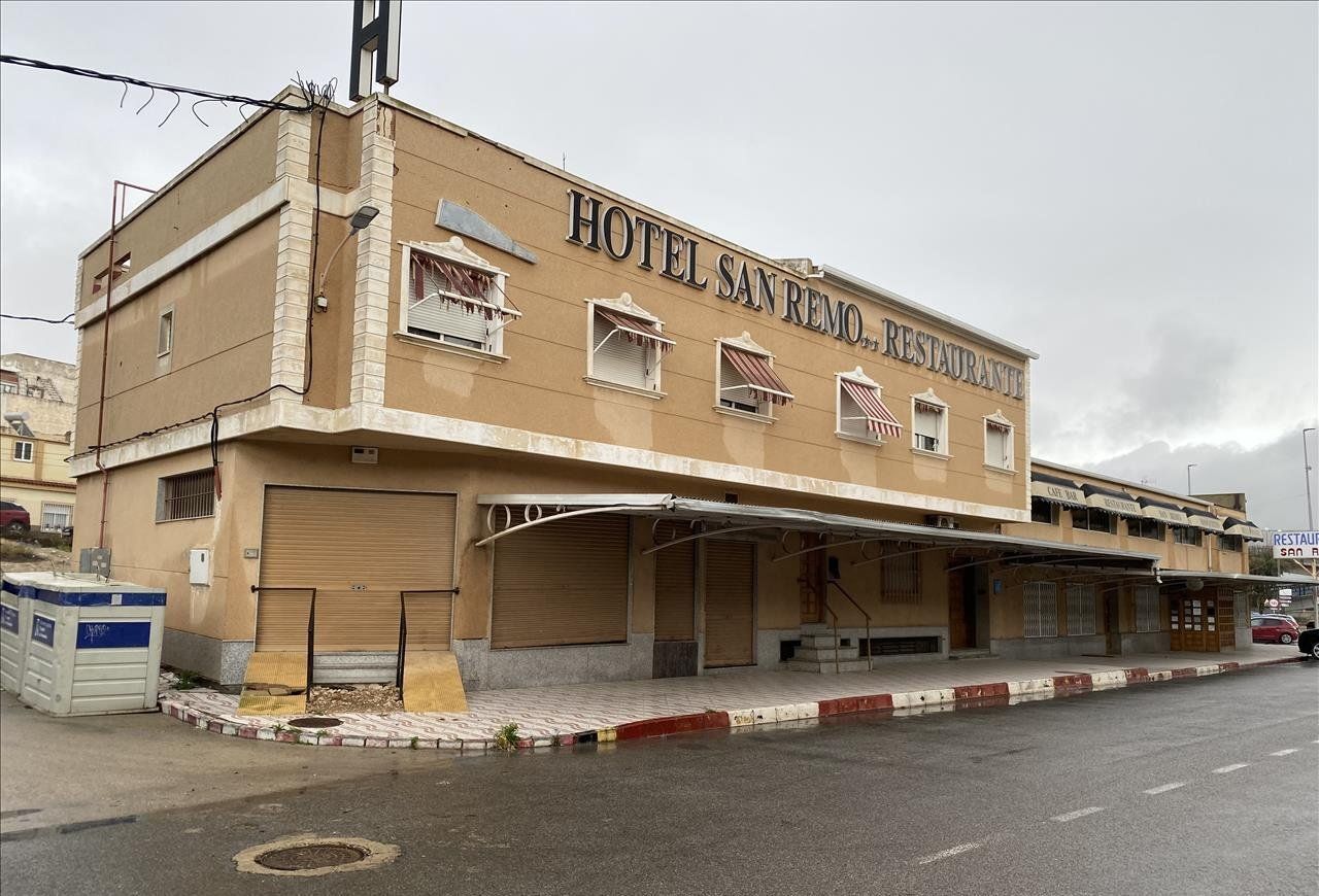 Retail in Blanca for sale Building Photo- Image 1 of 8