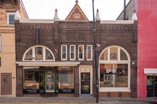 204-206 E Lincoln Hwy, Coatesville PA - Bar