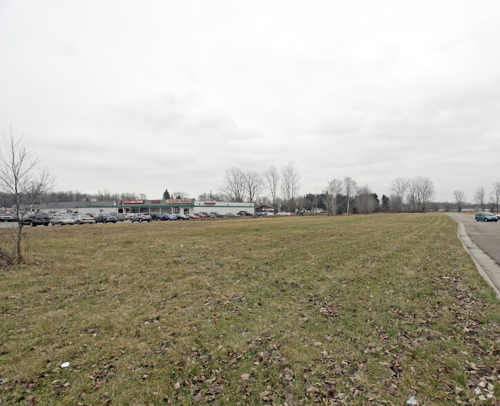 Wadhams Rd, Smiths Creek, MI 48074