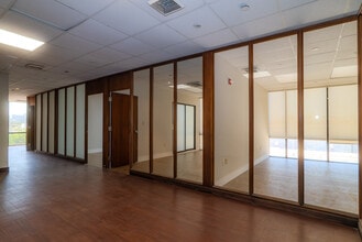 930 Washington Ave, Miami Beach, FL for lease Interior Photo- Image 1 of 4