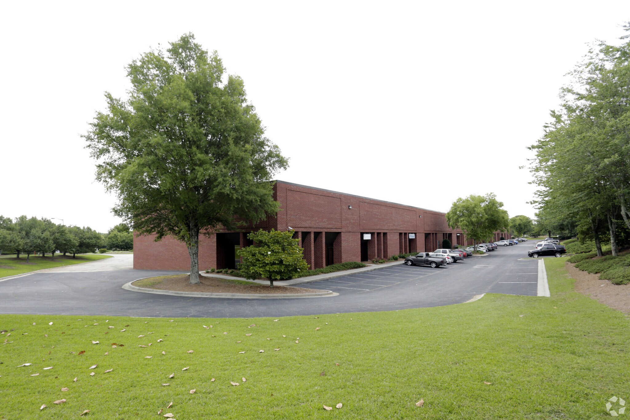 675 Progress Center Ave, Lawrenceville, GA for lease Primary Photo- Image 1 of 13
