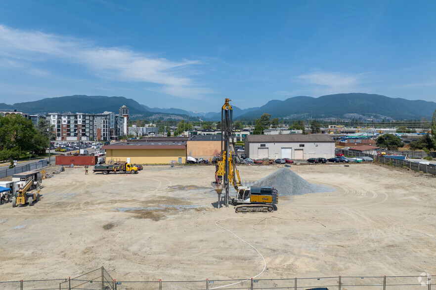 2280 Tyner St, Port Coquitlam, BC for lease - Building Photo - Image 2 of 4