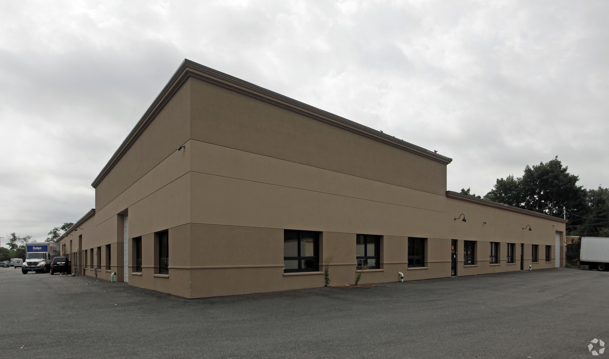 Industrial in Farmingdale, NY for sale Primary Photo- Image 1 of 1