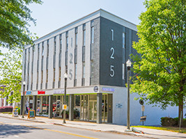 125 E Trinity Pl, Decatur, GA for lease - Primary Photo - Image 1 of 37