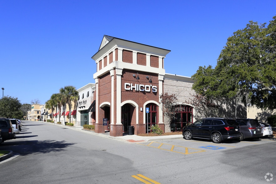 5525 Abercorn St, Savannah, GA for lease - Building Photo - Image 1 of 13