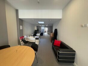 3 Euston Pl, Leamington Spa for lease Interior Photo- Image 2 of 8