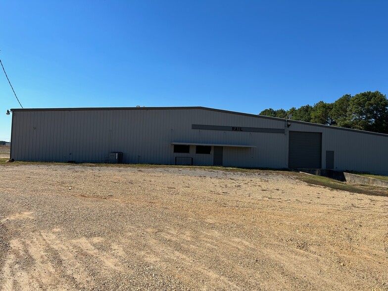 556 Industrial Rd, El Dorado, AR for sale - Primary Photo - Image 1 of 7