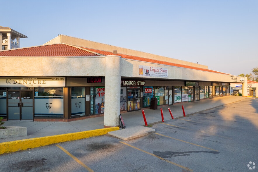 8330 Macleod Trl SE, Calgary, AB for sale - Primary Photo - Image 1 of 1