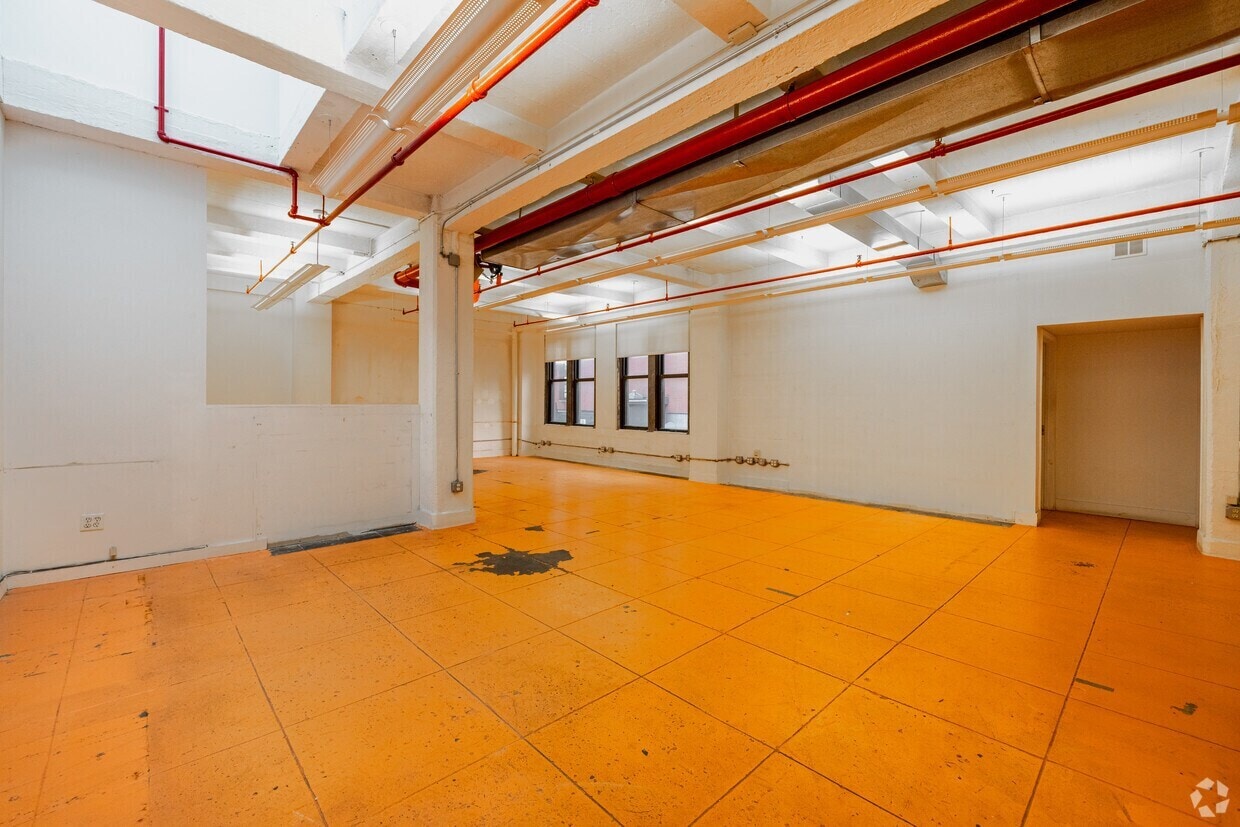 94-104 Lafayette St, New York, NY for lease Interior Photo- Image 1 of 7