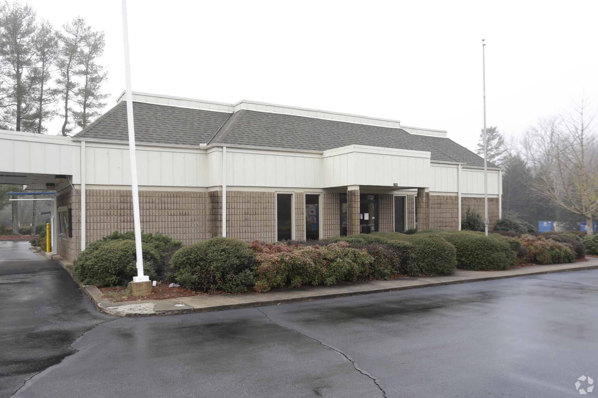 5709 Calhoun Memorial Hwy, Easley, SC for sale Primary Photo- Image 1 of 1