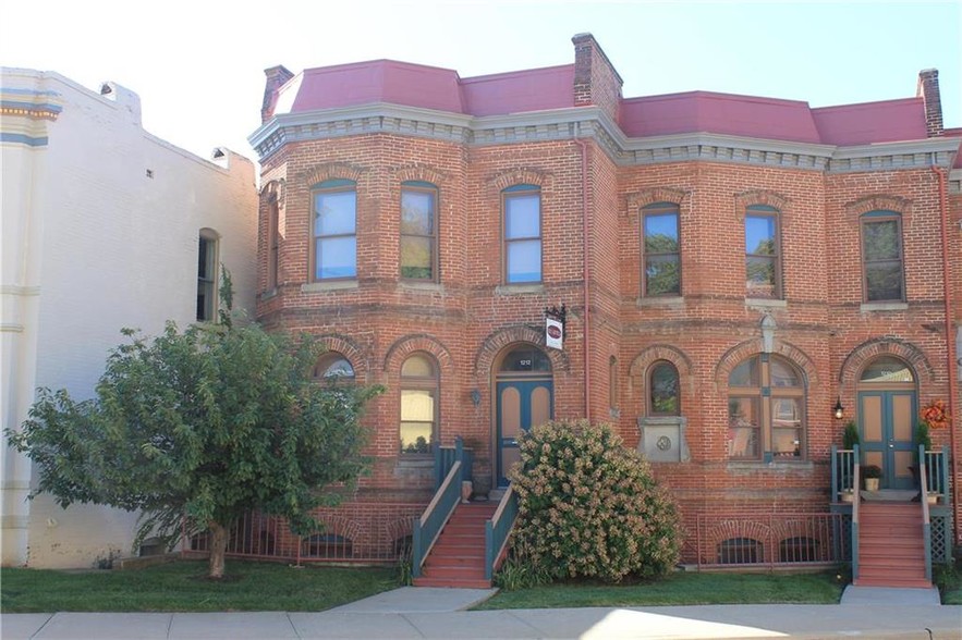 1212 Frederick Ave, Saint Joseph, MO for sale - Primary Photo - Image 1 of 1