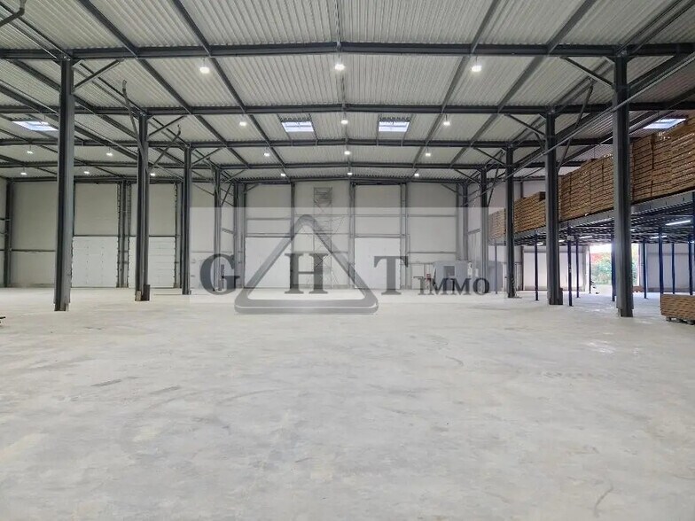 Industrial in Saint-Pathus for sale - Building Photo - Image 3 of 9