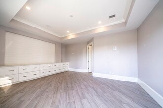 24551 Production Cir, Bonita Springs, FL for lease Interior Photo- Image 1 of 28