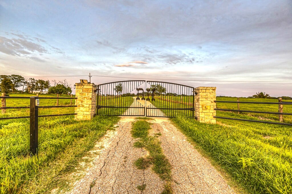 16321 Hwy 6 S, Navasota, TX for sale Building Photo- Image 1 of 1