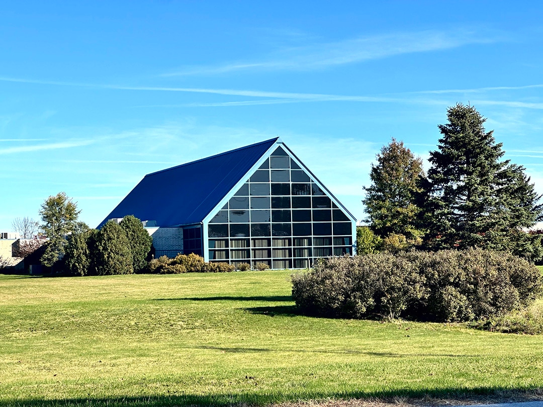 41W170 Russell Rd, Elgin, IL for sale Building Photo- Image 1 of 1
