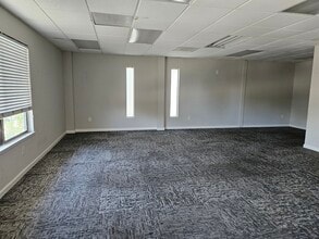 2309 W Alpine Ave, Stockton, CA for lease Interior Photo- Image 1 of 9