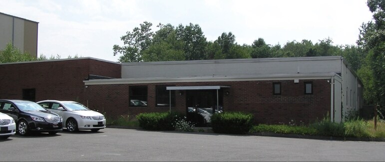 178 Commercial St, Watertown, CT for sale - Primary Photo - Image 3 of 4