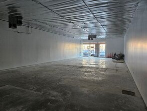 11912-11974 Foothill Blvd, Lake View Terrace, CA for lease Interior Photo- Image 2 of 4