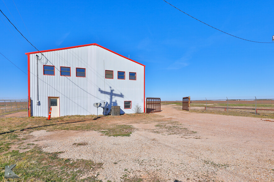 9746 FM 605, Merkel, TX for sale - Building Photo - Image 3 of 40