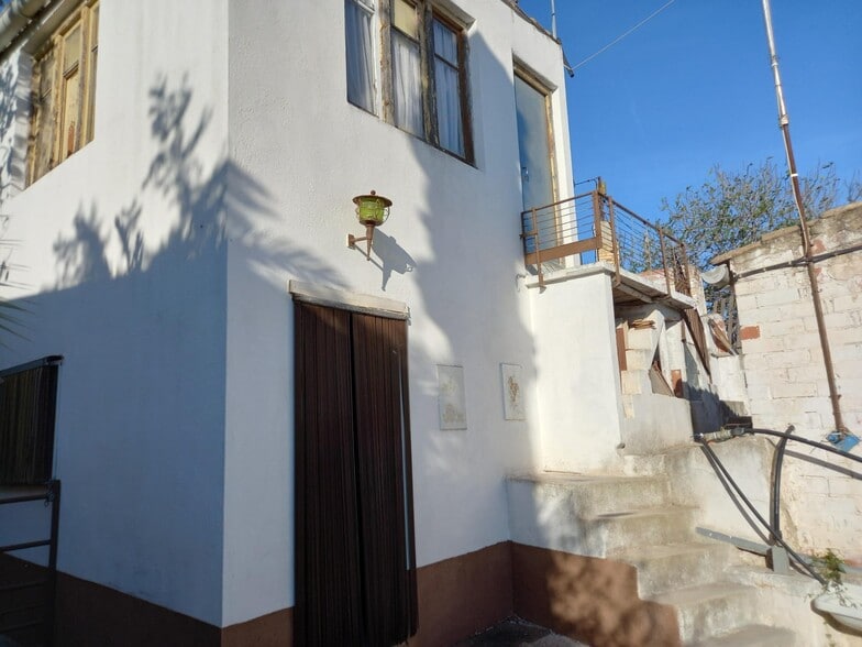 Nave, almacén y masía en Mora d'Ebre portfolio of 2 properties for sale on LoopNet.com - Building Photo - Image 2 of 30