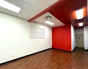 1 S Main St, Dayton, OH for lease Interior Photo- Image 2 of 5