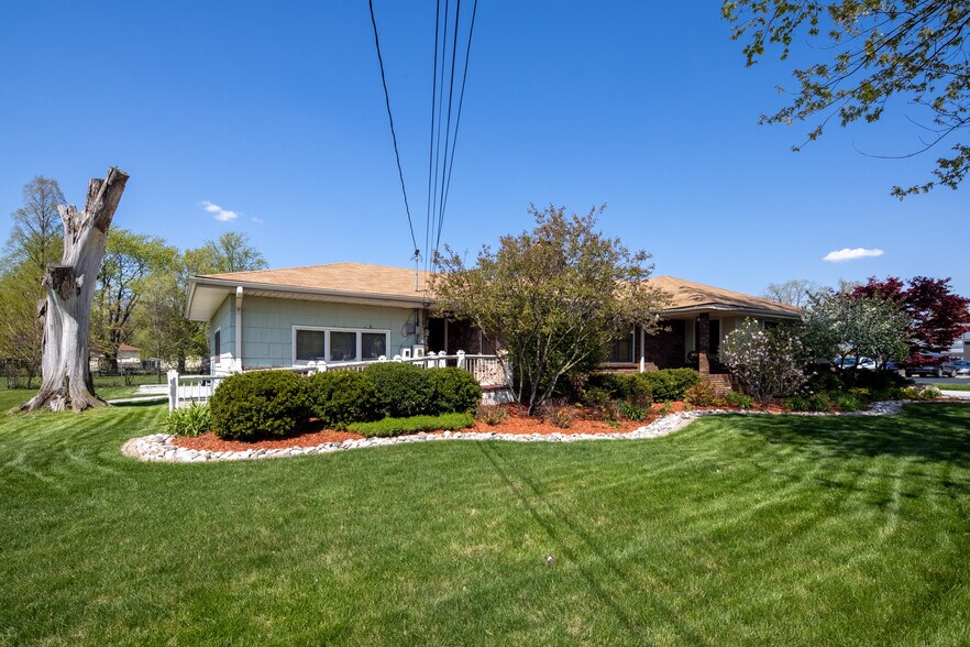 2839 45th St, Highland, IN for sale - Primary Photo - Image 1 of 1