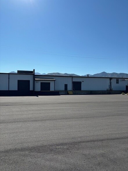 225 S Lodestone Way, Tooele, UT for lease - Building Photo - Image 2 of 12