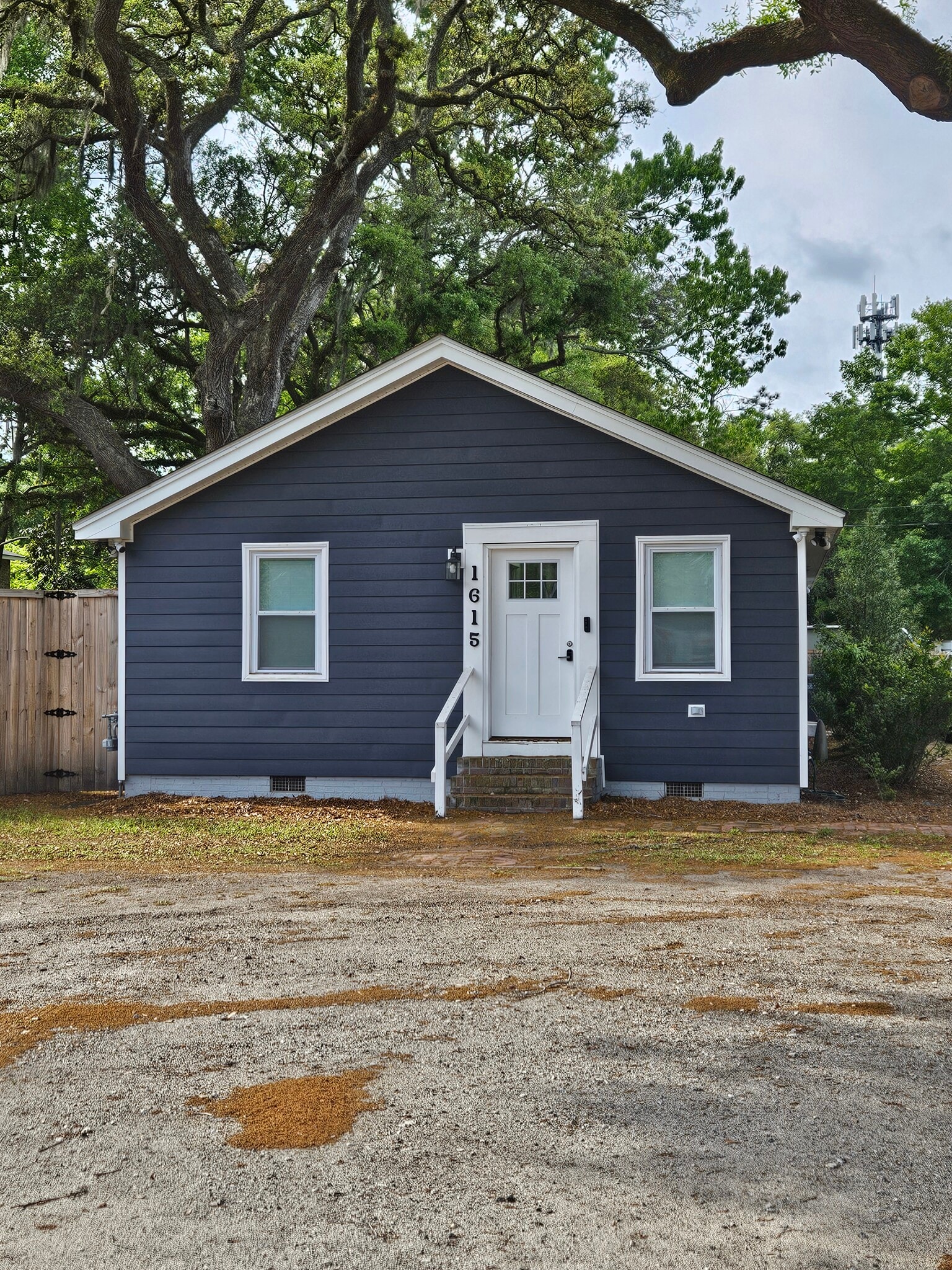 1615 Remount Rd, Charleston, SC for lease Building Photo- Image 1 of 18