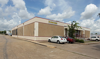 2525 Fairway Park Dr, Houston TX - Warehouse