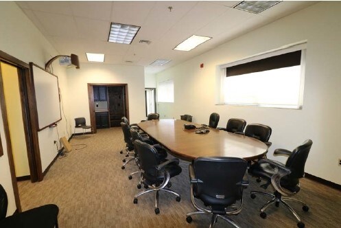 8400 Rt 13, Levittown, PA for lease - Interior Photo - Image 3 of 5