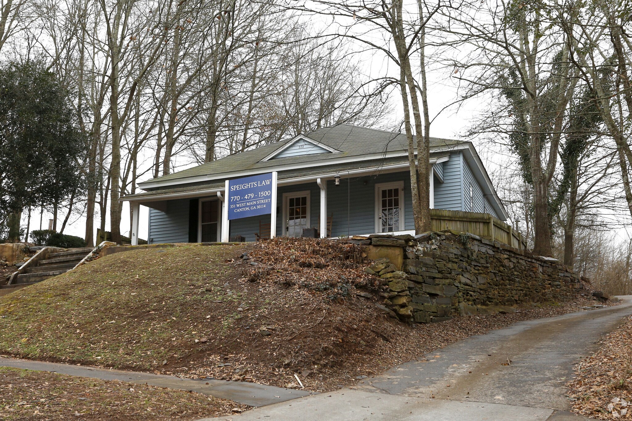 351 W Main St, Canton, GA for sale Primary Photo- Image 1 of 1