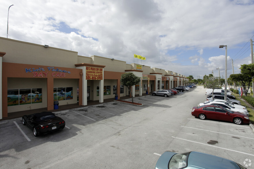 2350 W 84th St, Hialeah, FL for sale - Primary Photo - Image 1 of 1