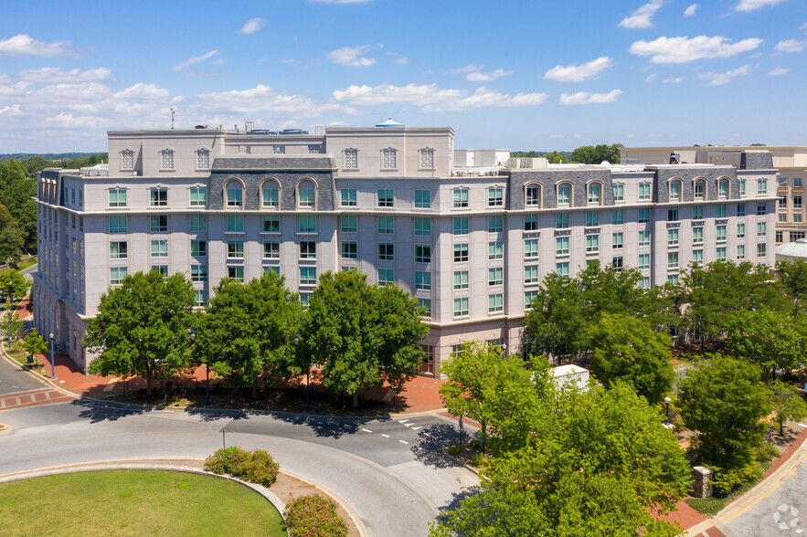 100 Westgate Cir, Annapolis, MD for sale - Primary Photo - Image 1 of 1