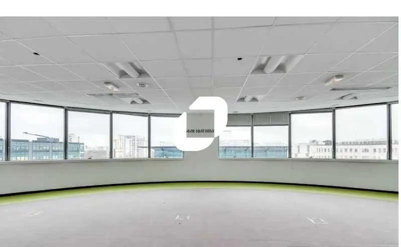 Flex in Bobigny for lease - Building Photo - Image 3 of 8