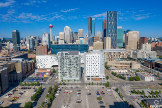 454 8 Av SE, Calgary, AB - AERIAL  map view - Image1