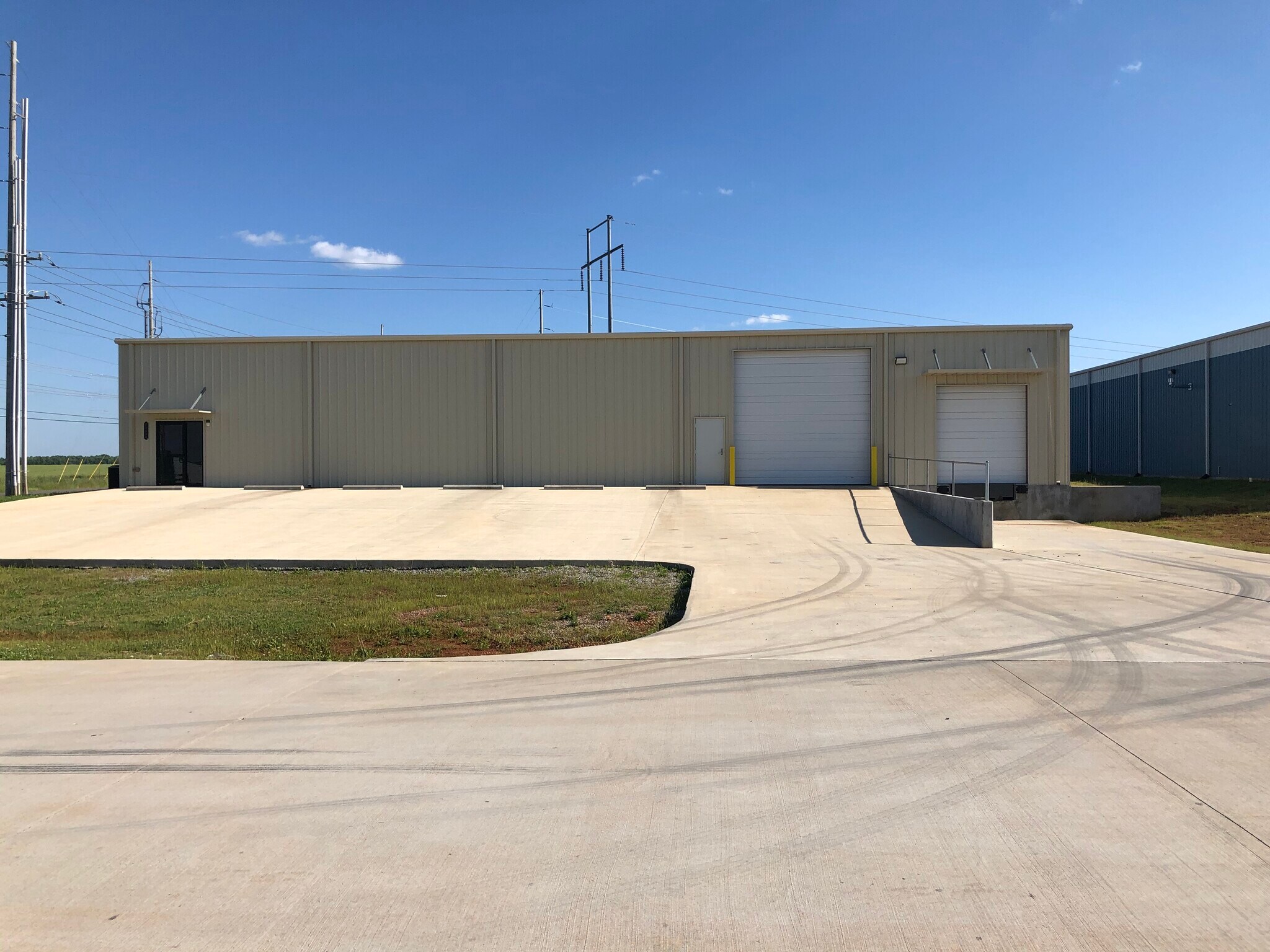 7323 Greenbrier Rd, Madison, AL for sale Primary Photo- Image 1 of 1