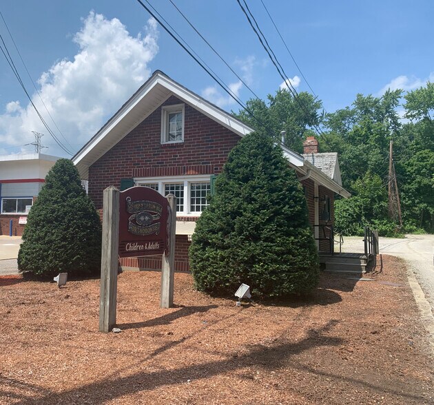 264 Boston Post Rd, Wayland, MA 01778