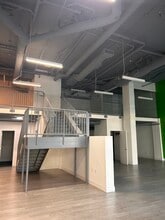 480 Hibiscus St, West Palm Beach, FL for lease Interior Photo- Image 1 of 15