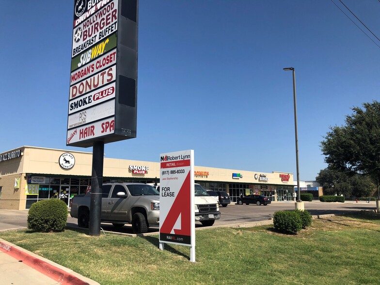 1200 S Blue Mound Rd, Saginaw, TX for lease - Building Photo - Image 2 of 10