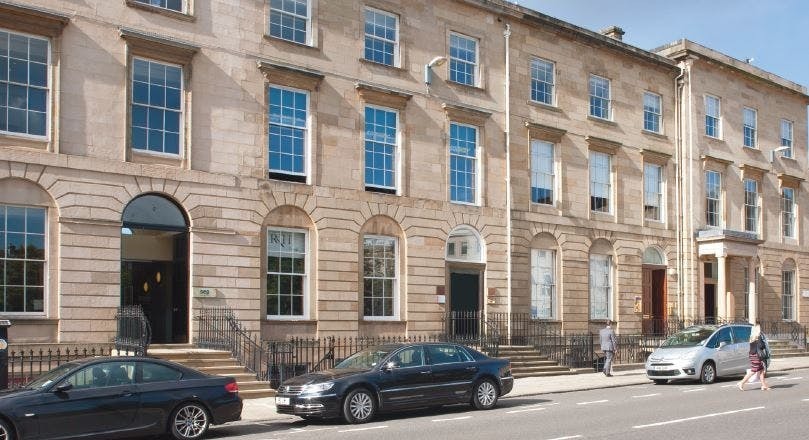 18 Blythswood Sq, Glasgow for lease - Primary Photo - Image 1 of 5