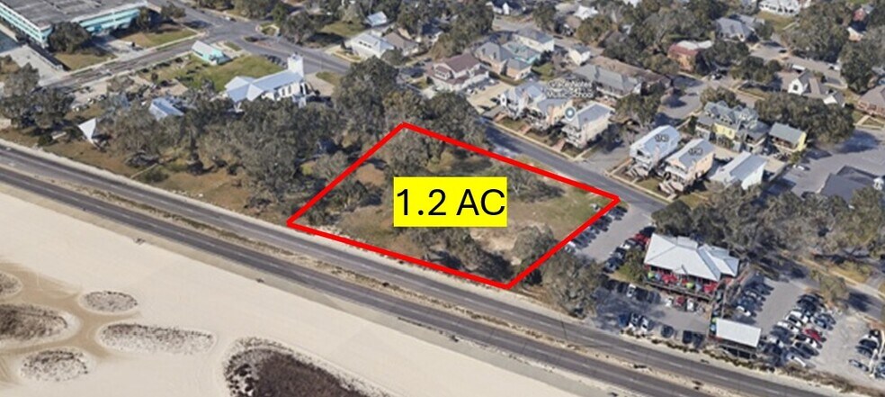 1804 Beach Dr, Gulfport, MS for sale - Aerial - Image 1 of 1