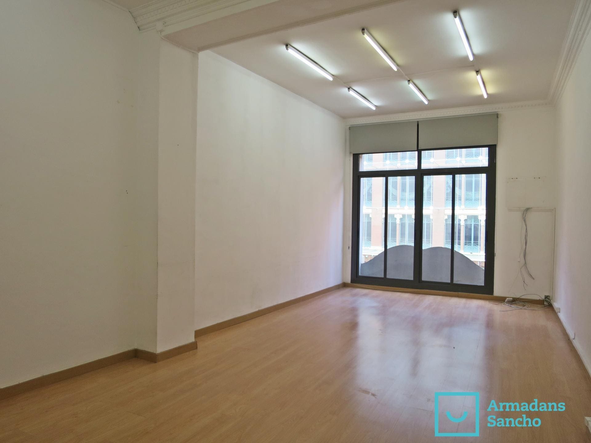 Office in Barcelona, Barcelona for lease Interior Photo- Image 1 of 4