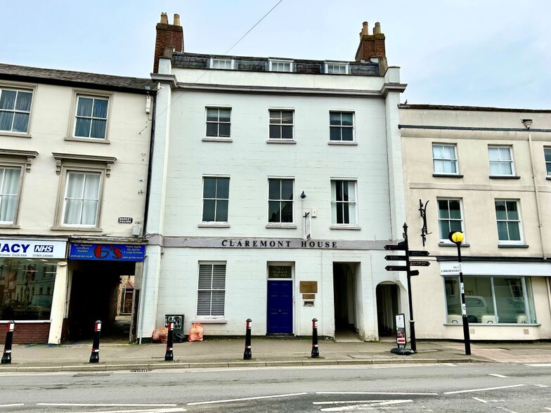 1 Market Sq, Bicester for lease - Building Photo - Image 1 of 4