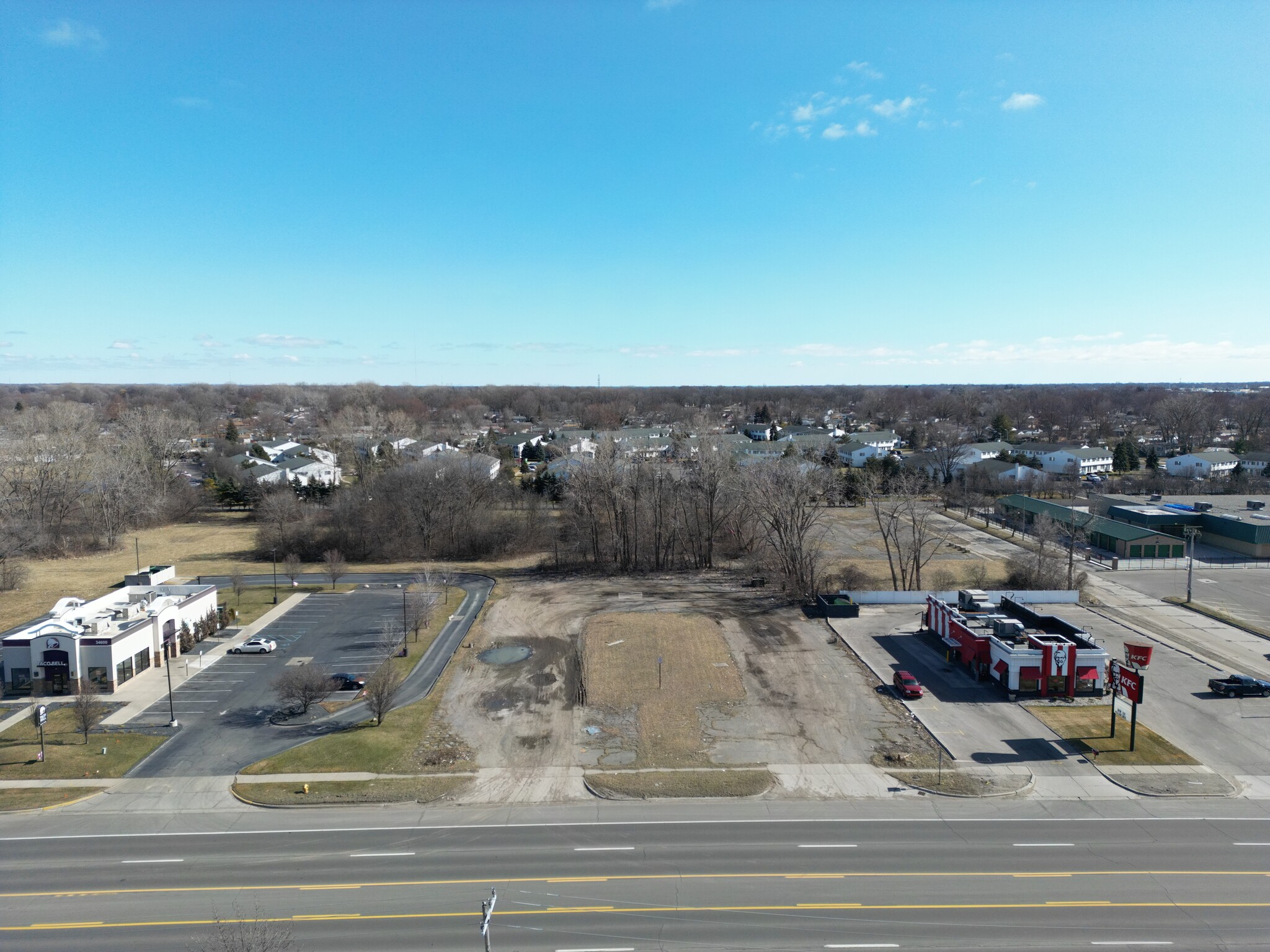 34360 Groesbeck Hwy, Clinton Township, MI for lease Building Photo- Image 1 of 6