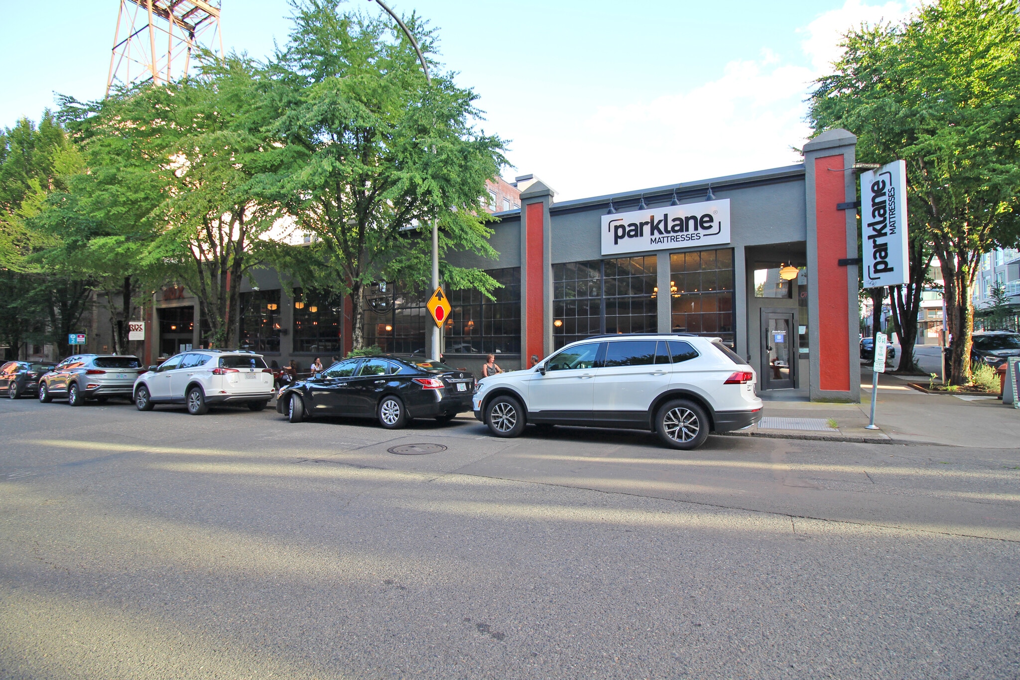 1338 NW Hoyt St, Portland, OR for sale Primary Photo- Image 1 of 1