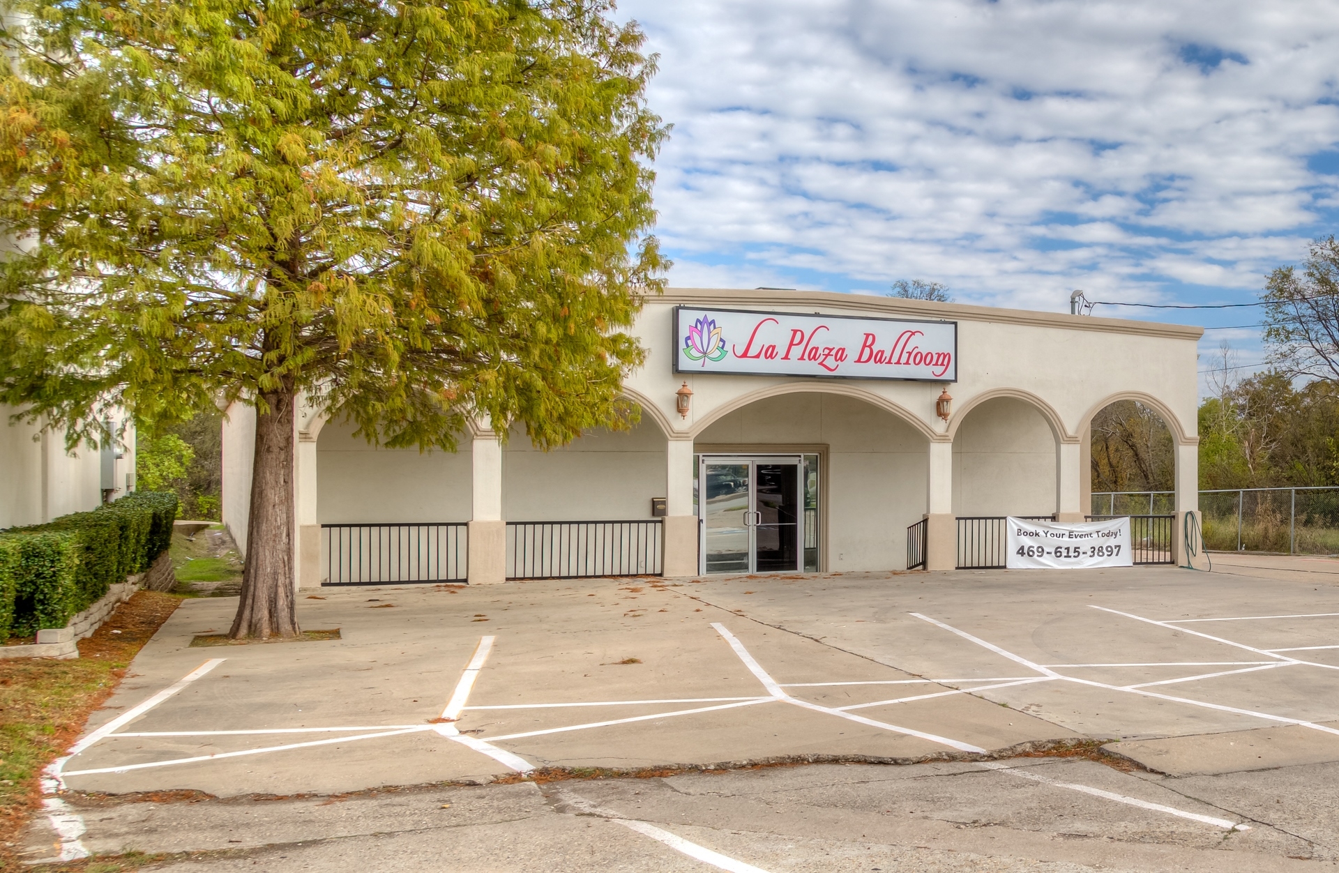 2814 S Buckner Blvd, Dallas, TX for sale Primary Photo- Image 1 of 1