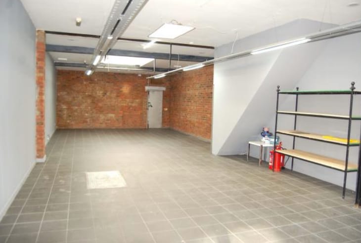 22 Chapel St, Chorley for sale - Interior Photo - Image 3 of 7