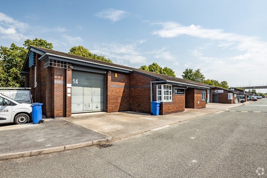 Dewar Ct, Runcorn for sale - Primary Photo - Image 1 of 1