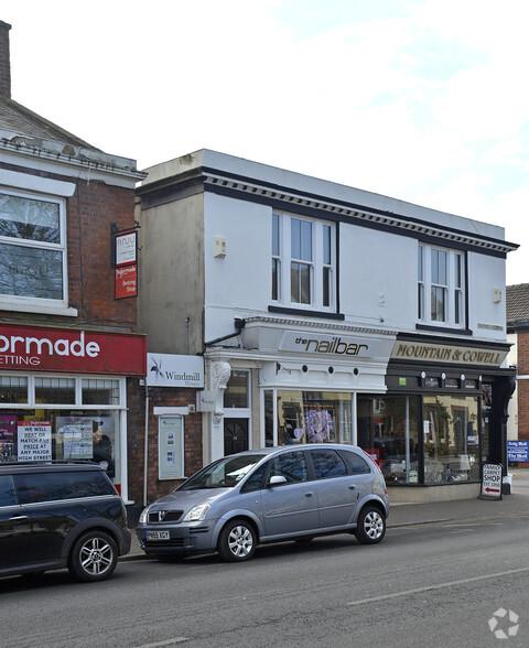 14 Market Sq, Lytham St Annes for lease - Building Photo - Image 1 of 4